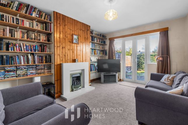 3 bed property, in Beechwood Avenue, £850,000