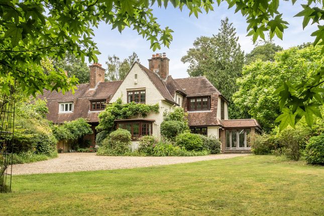 5 bed property, in Rushall Lane, £895,000