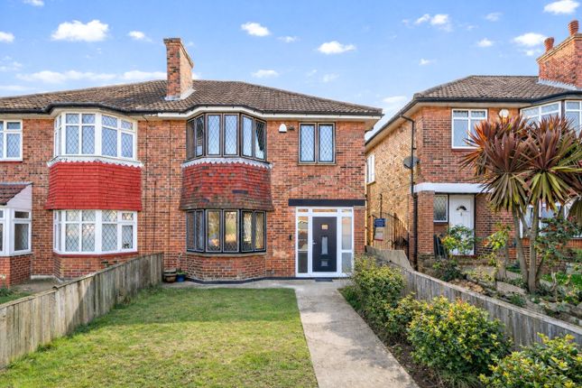 3 bed property, in Friars Way, £1,150,000