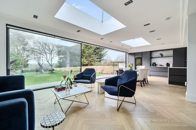 5 bed property, in Bromley Common, £1,500,000