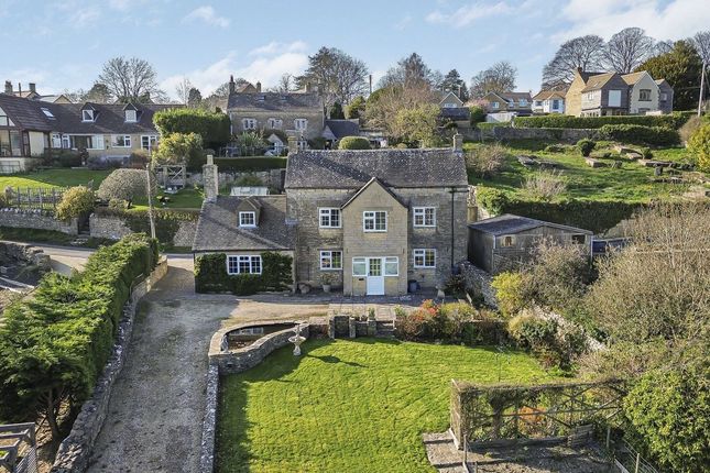 4 bed property, in France Lynch GL6, £650,000