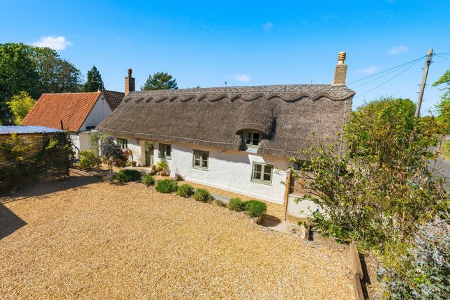 4 bed property, in Cherry Orton Road, £580,000
