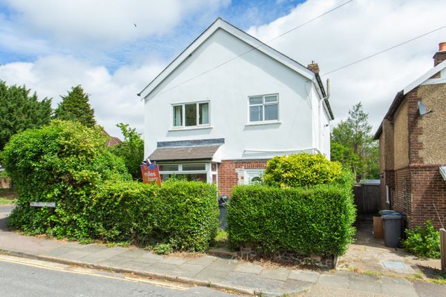 3 bed property, in Beverley Road, £475,000