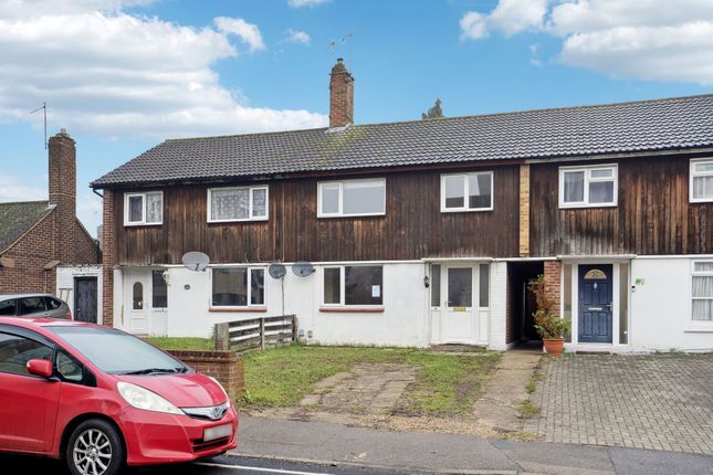3 bed property, in York Way, £450,000