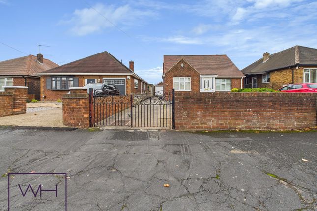 2 bed property, in Stonehill Rise, £210,000