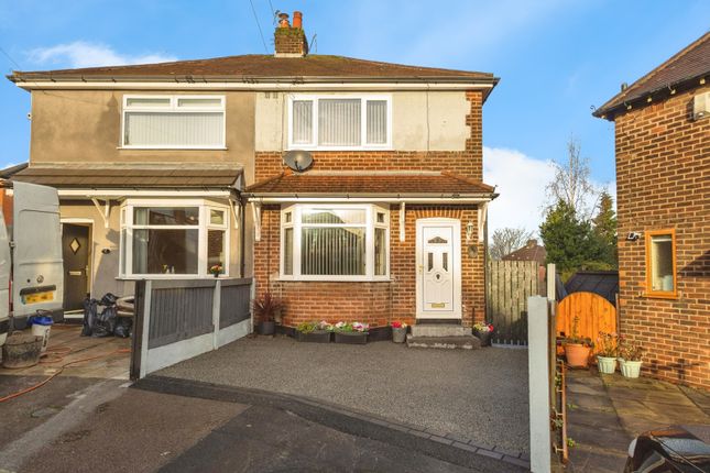 2 bed property, in Strathmore Avenue, £210,000
