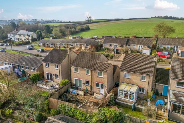 3 bed property, in Paynes Close, £350,000