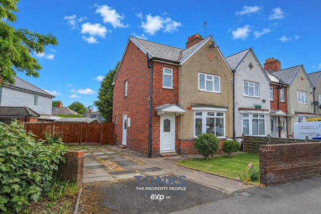 3 bed property, in Hurst Green Road, £250,000