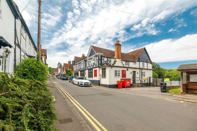 4 bed property, in 52 High Street, £775,000