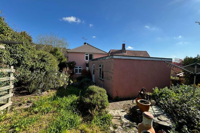 3 bed property, in Constitution Hill, £300,000