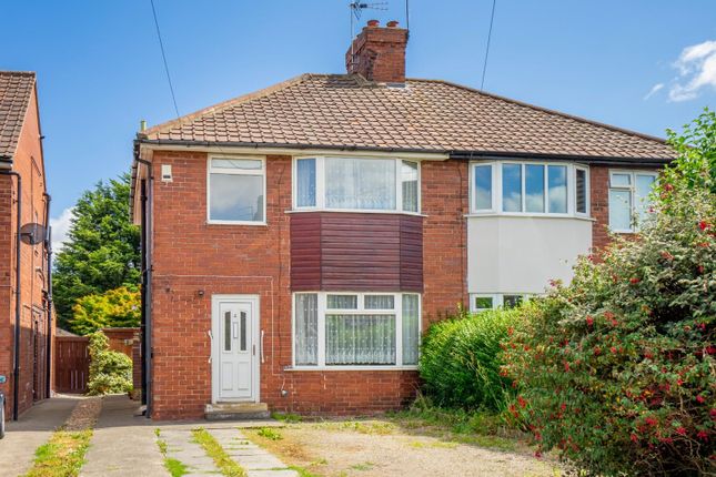 3 bed property, in Lavender Grove, £275,000