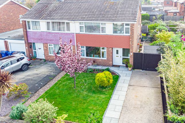 3 bed property, in Brackenhill Avenue, £260,000