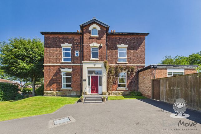 6 bed property, in Craven Road, £650,000