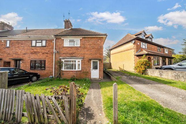 3 bed property, in Grays Road, £500,000