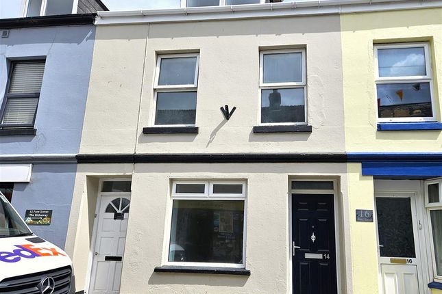4 bed property, in Fore Street, £250,000