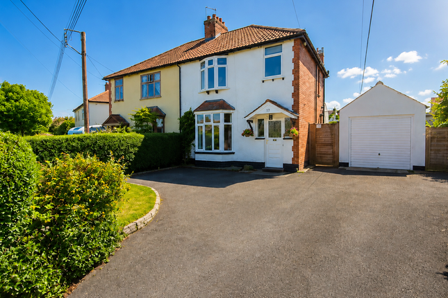 3 bed property, in Old Main Road, £349,995