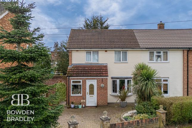 3 bed property, in Fairview Drive, £500,000