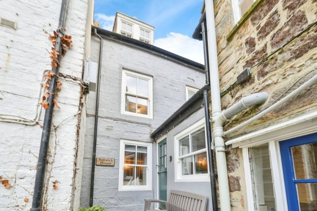 3 bed property, in High Street, £330,000