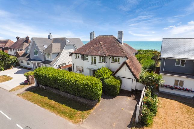 5 bed property, in Sea Drive, £875,000
