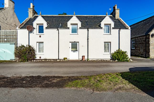 2 bed property, in Hall Cottage, £195,000