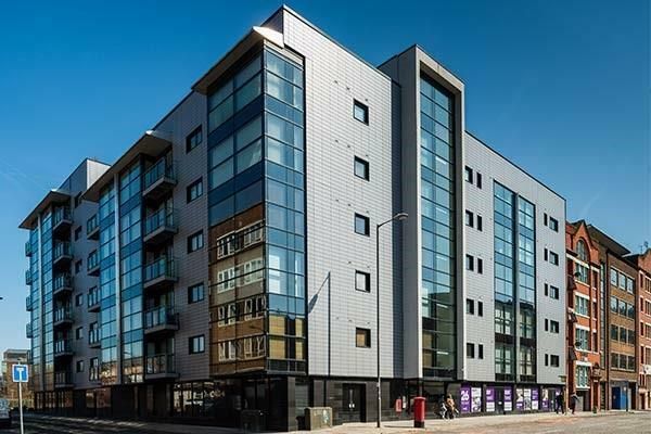 2 bed property, in Pall Mall, £90,000