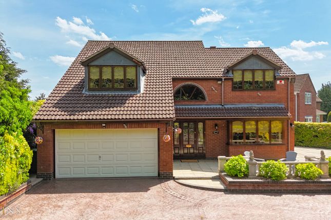 3 bed property, in Weston Lane, £599,950