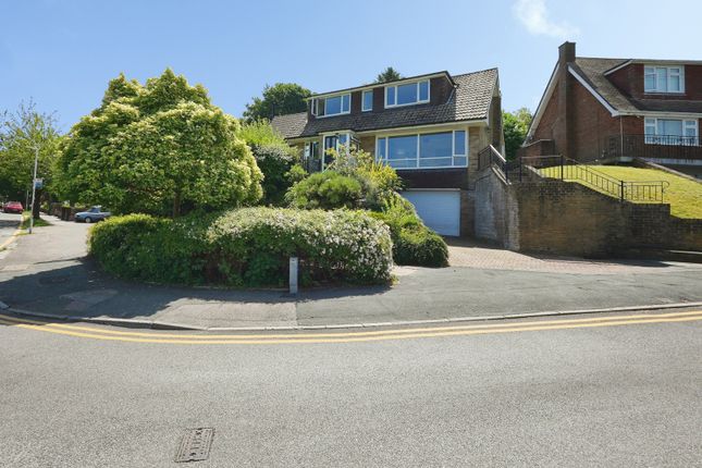 4 bed property, in Crabble Lane, £470,000