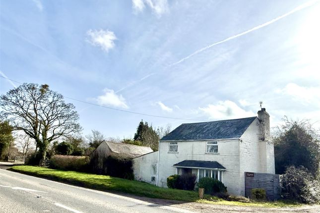 3 bed property, in Whitestone, £350,000