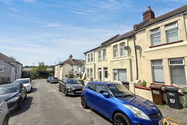 3 bed property, in Salisbury Road, £269,950