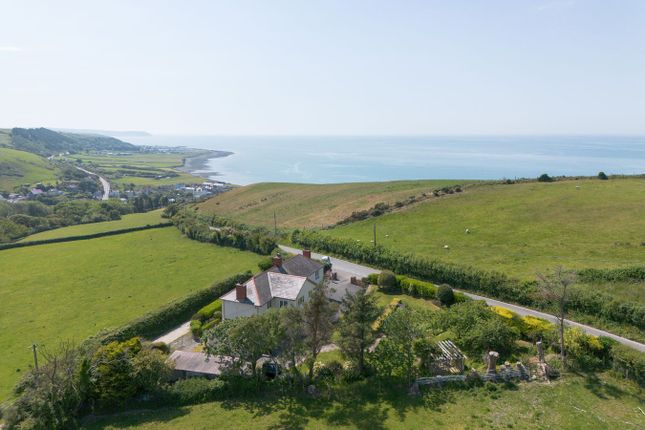 4 bed property, in Aberarth, £550,000