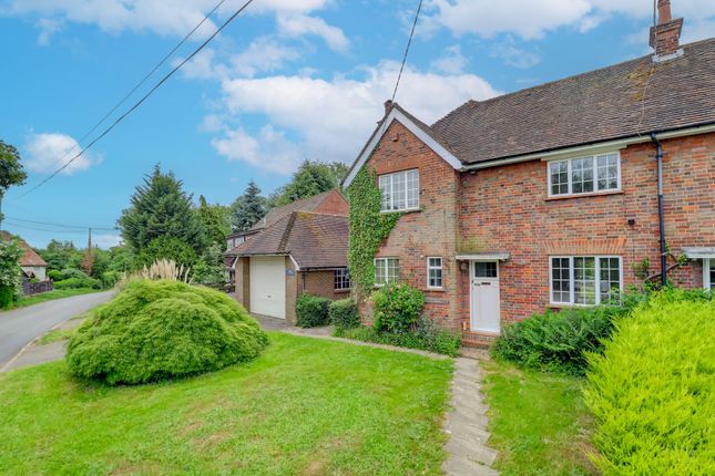 5 bed property, in Kings Lane, £875,000