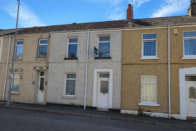 3 bed property, in Swansea Road, £140,000