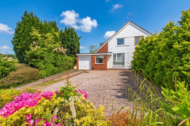 3 bed property, in Meadow Gardens, £295,000