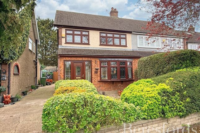 3 bed property, in Berkshire Way, £500,000