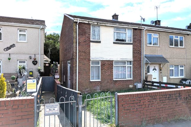 3 bed property, in Isgraig, £31,000