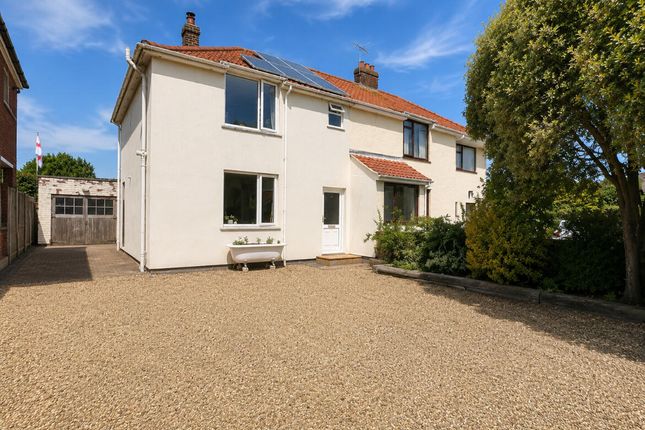 3 bed property, in Sprowston NR7, £325,000