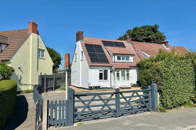 2 bed property, in Old Church Road, £349,950