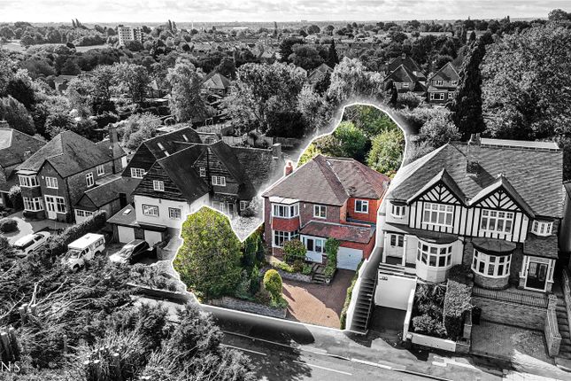 4 bed property, in Penns Lane, £525,000