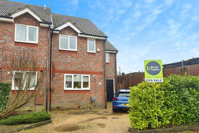 3 bed property, in Roffye Court, £425,000