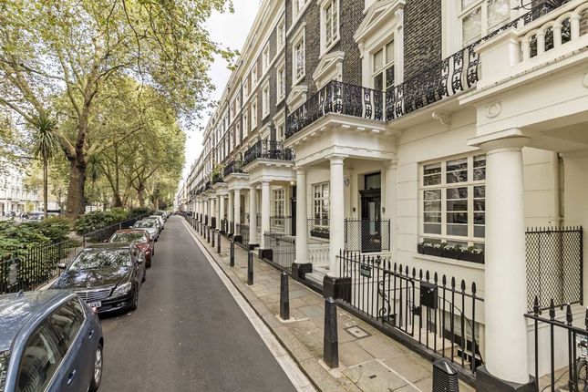 3 bed property, in Sussex Gardens, £750,000