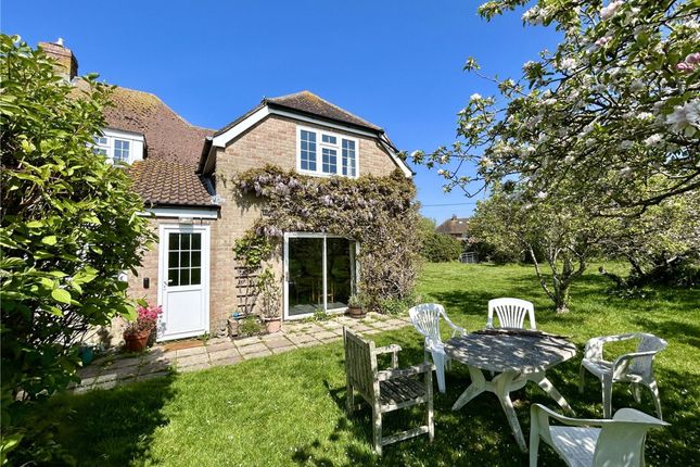 5 bed property, in Keynor Lane, £685,000