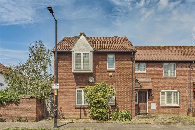 3 bed property, in Strathnairn Street, £760,000