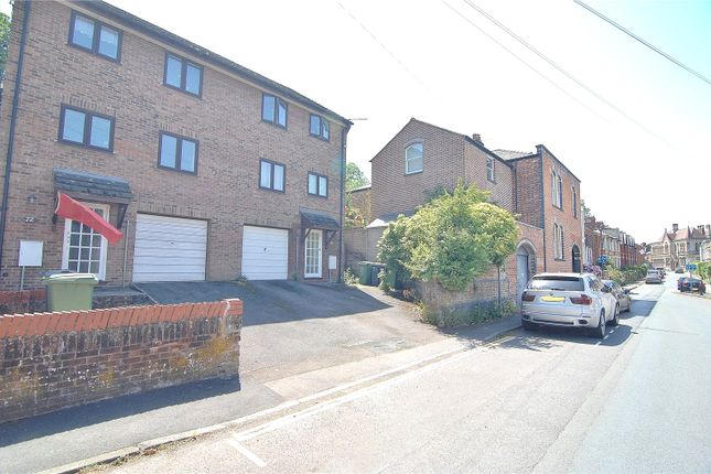 2 bed property, in Lansdown, £175,000