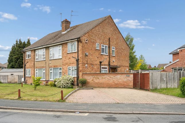 2 bed property, in Orbital Crescent, £325,000