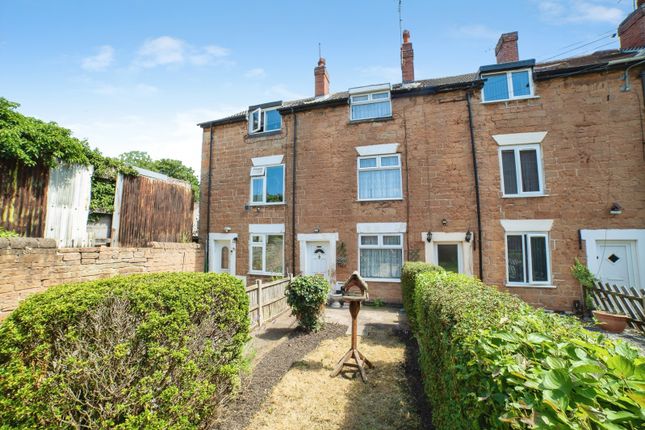4 bed property, in Thorn Terrace, £145,000