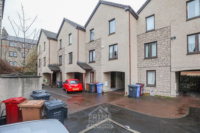 5 bed property, in 32 Lytton Street, £185,000