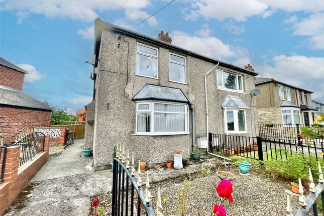 2 bed property, in Hawthorn Gardens, £120,000