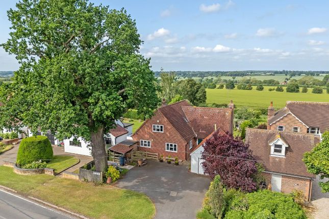 3 bed property, in Chelmsford Road, £700,000
