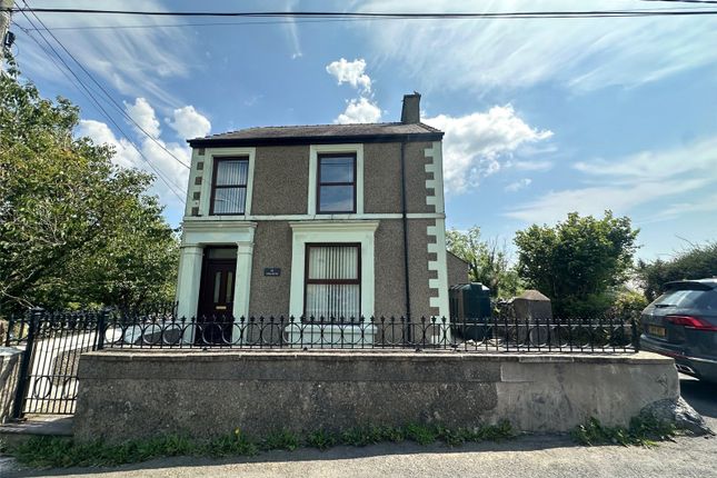 4 bed property, in Rhiwlas Road, £340,000