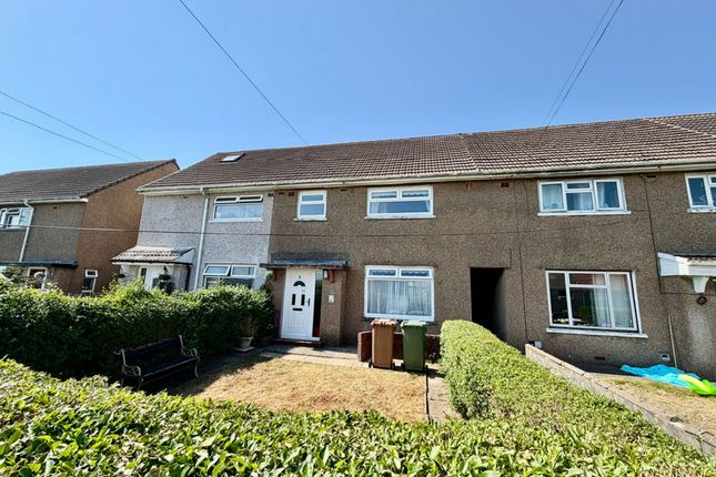 3 bed property, in Fleur De Lys Avenue, £135,000